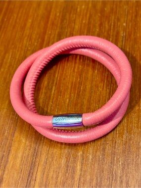 🆕 Brighton Double Woodstock bracelet Peach leather Holds beads, charms